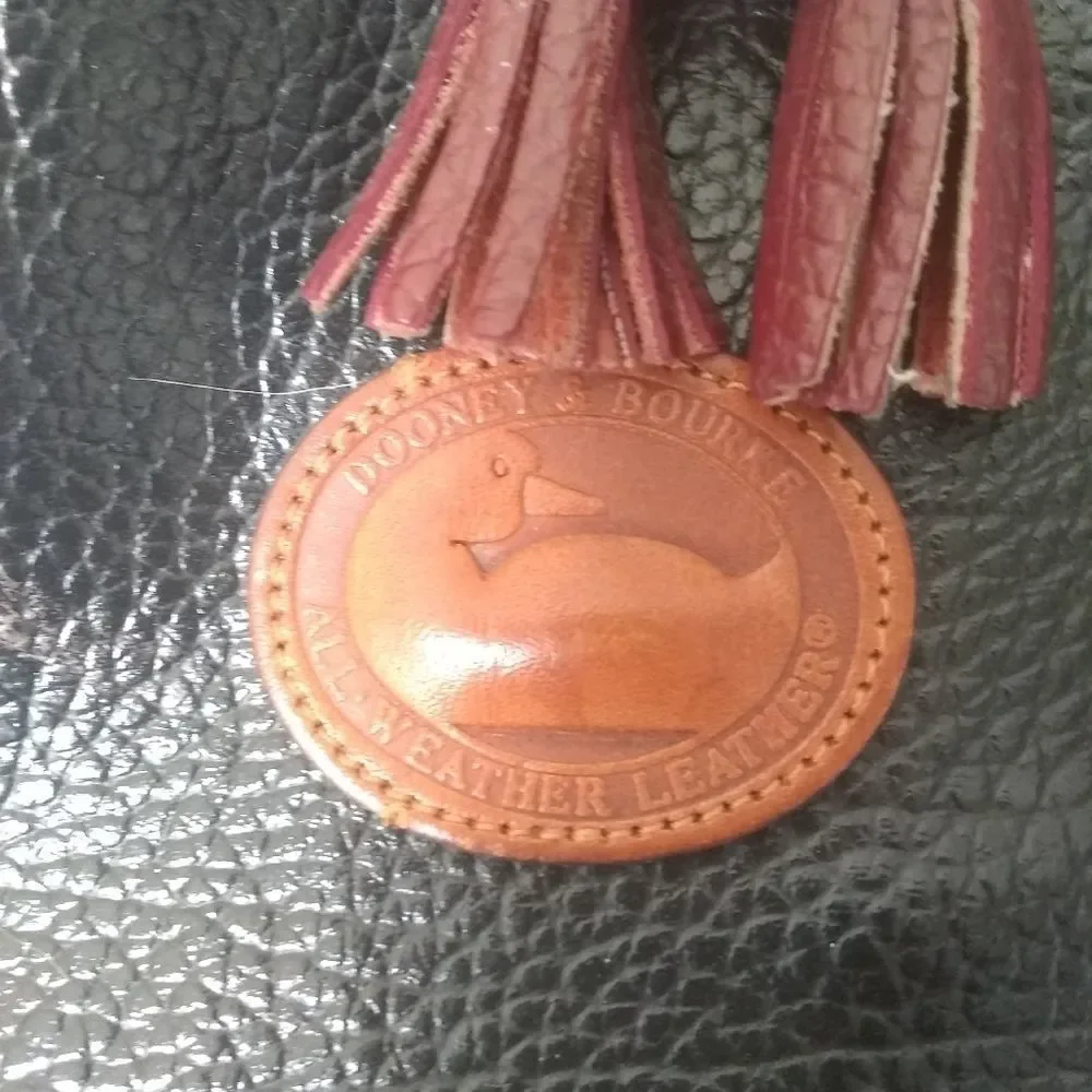 Vintage Dooney And Bourke Bucket Bag - Picture 3 of 8